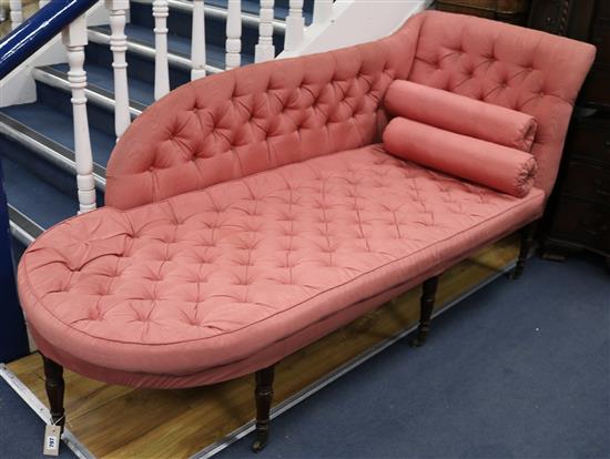 A button back chaise lounge, W.190cm